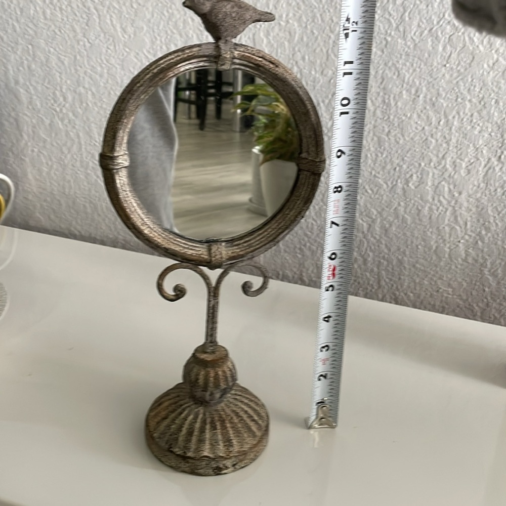Decorative Mirror - Picture 9 of 10